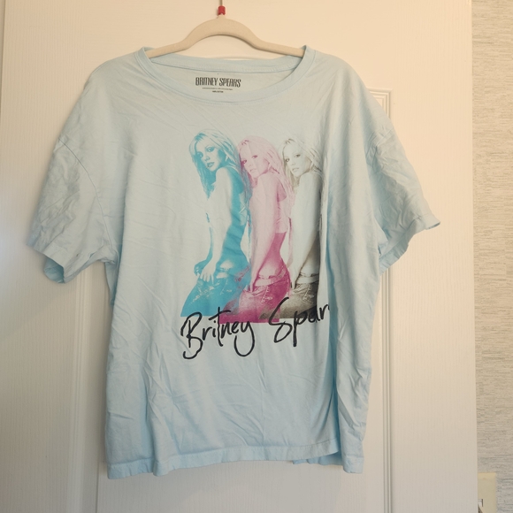 Britney Spears Graphic T-Shirt Size XL BNWOT - Picture 1 of 3